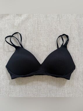 Aerie Real Sunnie Wireless Lightly Lined Bra 32C Black T shirt